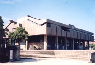 中央図書館